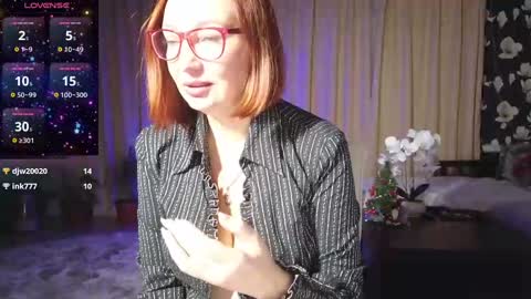 Snapshot of lyboff72 chatting on December 20, 12:19 am lybava online show from December 20, 12:19 am