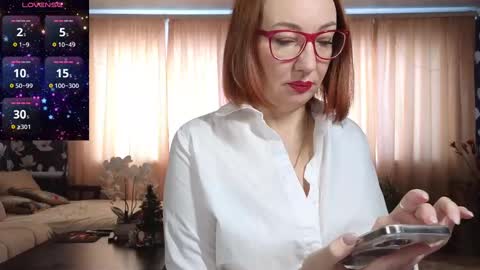 Snapshot of lyboff72 chatting on December 23, 7:17 am lybava online show from December 23, 7:17 am