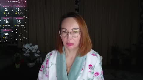 Snapshot of lyboff72 chatting on February 6, 1:38 am lybava online show from February 6, 1:38 am