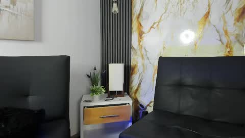 Snapshot of lycan_fox chatting on May 25, 8:15 pm TELL ME LYCAN online show from May 25, 8:15 pm