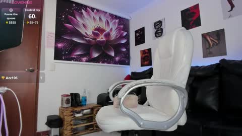  Lycoris  online show from October 18, 9:37 pm