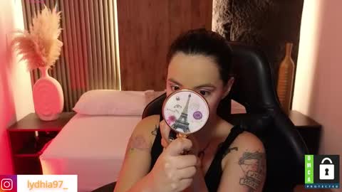 Snapshot of lydhia97 chatting on January 31, 2:48 am Jhuliet online show from January 31, 2:48 am