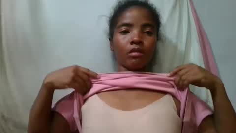 lydie856696 online show from June 11, 5:33 pm