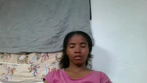 Snapshot of lydie856696 chatting on July 25, 7:11 pm lydie856696 online show from July 25, 7:11 pm
