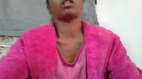 Snapshot of lydie856696 chatting on July 28, 8:21 am lydie856696 online show from July 28, 8:21 am
