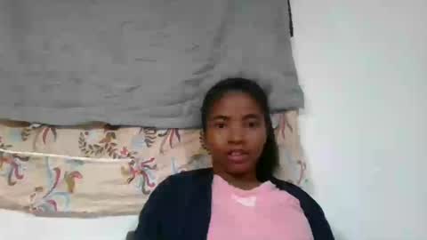 Snapshot of lydie856696 chatting on July 29, 3:10 pm lydie856696 online show from July 29, 3:10 pm
