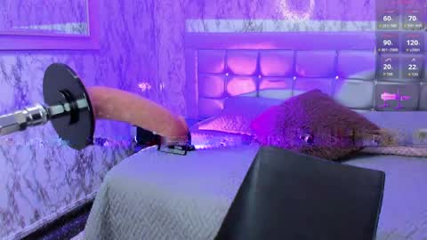 Snapshot of lyen_rae_ chatting on May 4, 8:38 pm Lyen Rae online show from May 4, 8:38 pm