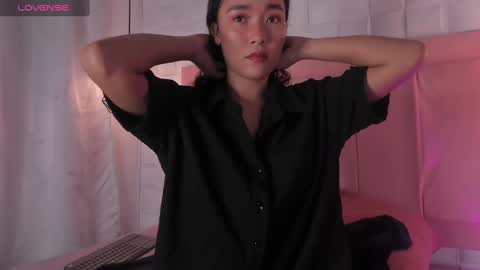 Lyhana Lee online show from January 12, 3:03 pm