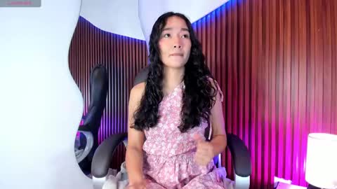 Lyhana Lee online show from September 18, 12:40 pm