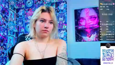 Lyla online show from September 13, 2:44 am