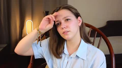 hi im Lyle online show from March 10, 7:32 am