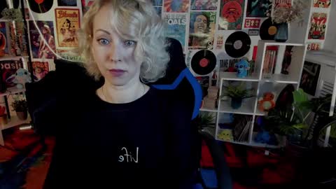 Snapshot of lylithskye chatting on January 3, 8:21 am Lylith Skye NO NUDE model online show from January 3, 8:21 am
