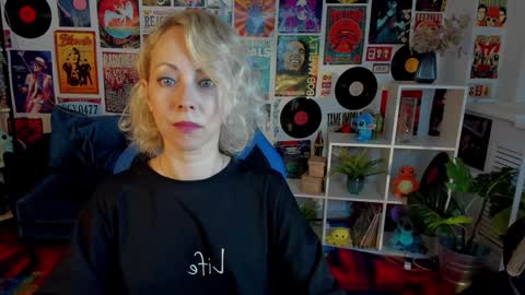 Snapshot of lylithskye chatting on January 4, 8:17 am Lylith Skye NO NUDE model online show from January 4, 8:17 am