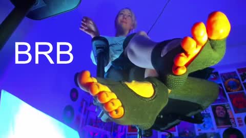 Snapshot of lylithskye chatting on February 12, 5:05 pm Lylith Skye NO NUDE model online show from February 12, 5:05 pm