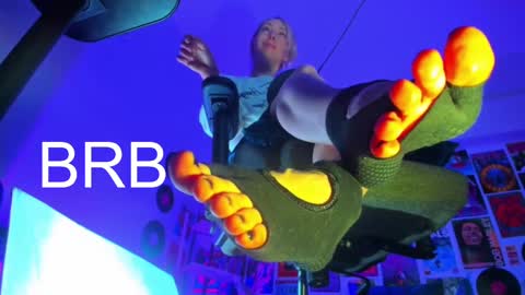 Snapshot of lylithskye chatting on February 23, 10:39 am Lylith Skye NO NUDE model online show from February 23, 10:39 am