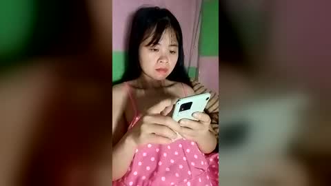 Lyly online show from June 15, 8:33 pm