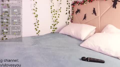 Lyly   online show from October 25, 5:48 am