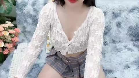 Snapshot of lyly_sweet97 chatting on April 28, 2:21 am lyly_sweet97 online show from April 28, 2:21 am