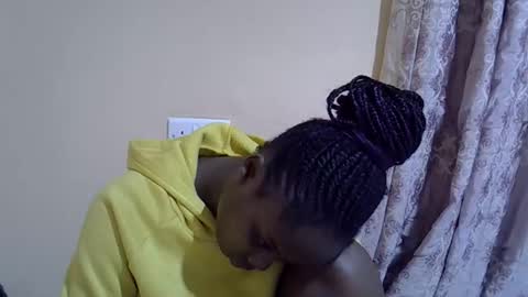 lyn_anna online show from September 29, 7:08 pm