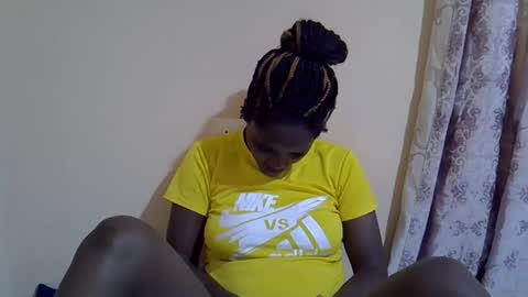 lyn_anna online show from November 25, 11:21 am