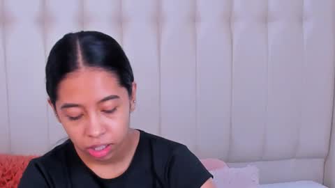 Snapshot of lyn_smith_ chatting on October 30, 11:11 am Lyn online show from October 30, 11:11 am