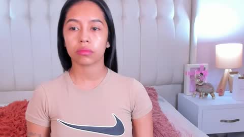 Lyn online show from January 8, 11:01 am