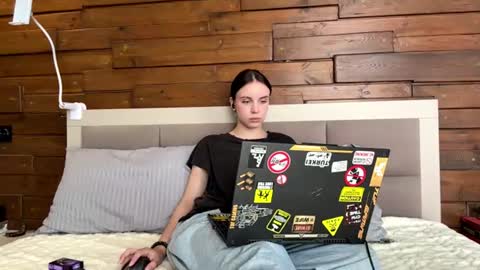Eva online show from June 30, 7:53 am