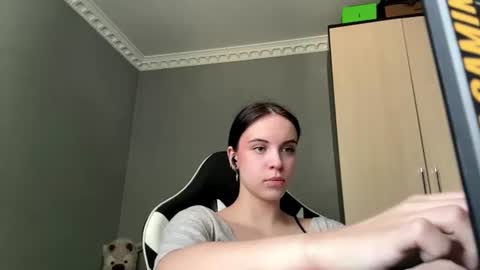 Eva online show from August 1, 7:18 am