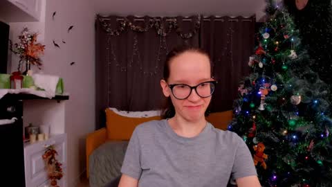 Sara online show from January 6, 10:15 pm