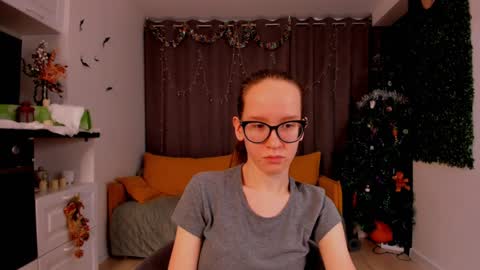 Sara online show from January 11, 7:16 pm