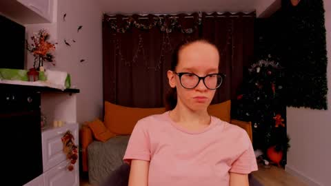 Sara online show from January 14, 4:29 pm