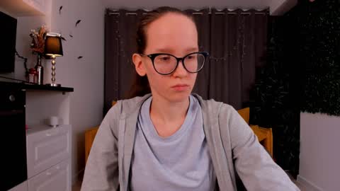 Sara online show from January 21, 10:51 pm