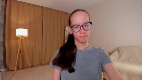 Sara online show from October 14, 4:19 pm