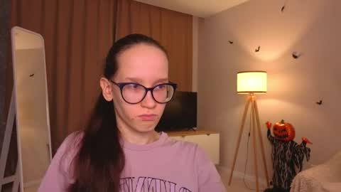 Sara online show from November 24, 4:07 pm