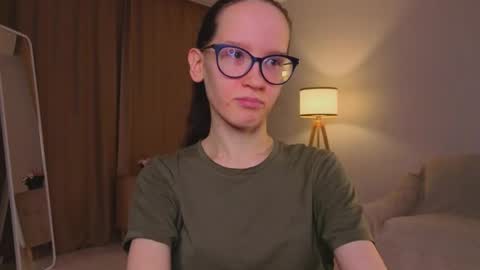 Sara online show from March 24, 4:23 pm