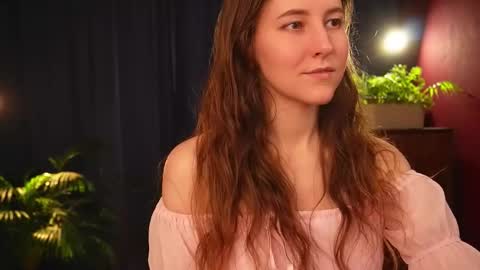 Lynn online show from October 22, 10:37 am