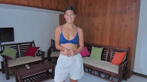  LYNN  online show from November 13, 8:24 am