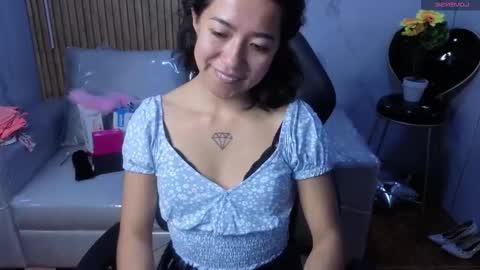 lynn_turner_ online show from February 26, 12:48 pm