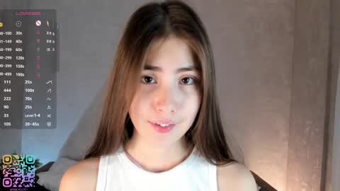 Snapshot of lynnaaspen chatting on October 16, 1:23 pm Ellie online show from October 16, 1:23 pm