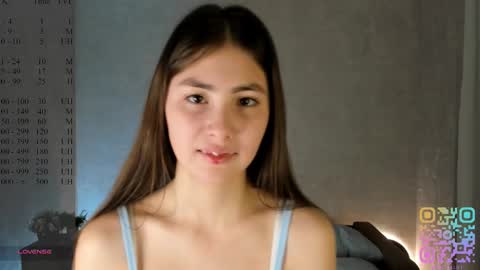 Snapshot of lynnaaspen chatting on November 21, 5:11 pm Ellie online show from November 21, 5:11 pm