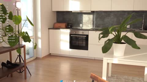 Natasha online show from February 18, 4:30 am