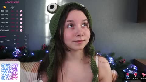 Lola online show from December 24, 6:44 am