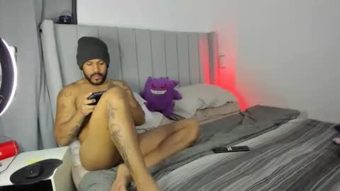 Lyon Dark online show from November 26, 11:50 pm