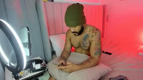 Lyon Dark online show from January 11, 12:48 am