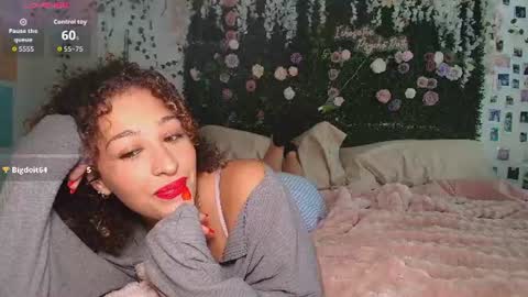 Lyra online show from June 15, 12:24 am
