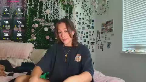 Lyra online show from August 1, 12:21 am