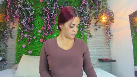 Snapshot of lysacollins20_ chatting on March 20, 12:32 pm Lysa online show from March 20, 12:32 pm