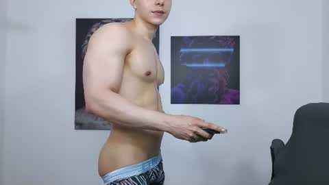Snapshot of lysan_corv chatting on June 23, 1:42 pm Lysan online show from June 23, 1:42 pm