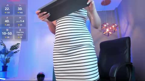 Snapshot of lyssa_muller chatting on March 8, 4:28 pm Lyssa  Everyday From 0700 to 1630 Col Time online show from March 8, 4:28 pm