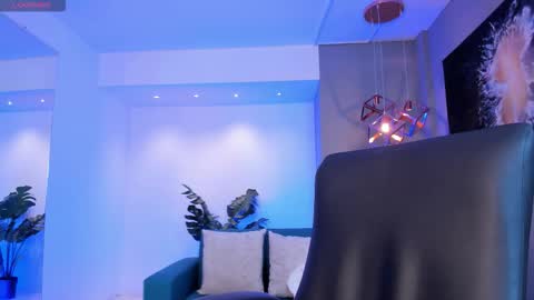 Snapshot of lyssa_muller chatting on October 25, 12:23 pm Lyssa  Everyday From 0700 to 1630 Col Time online show from October 25, 12:23 pm